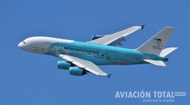aviaciontotal's tweet photo. ENTREGAN PRIMER A380 CONVERTIDO EN CARGUERO https://t.co/f7wJQ5bvYF https://t.co/j8qo1wu3AQ