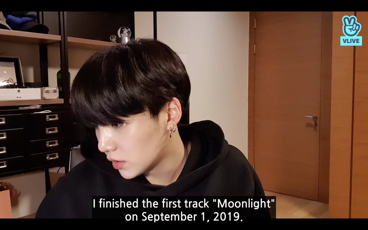 a quick but necessary disclaimer before i begin ahem this thread is a thread based on my experience with production, music and interpretation. yoongi himself did not explain moonlight other than his vlive & left the interpretation up to listeners aaand that's where i come in