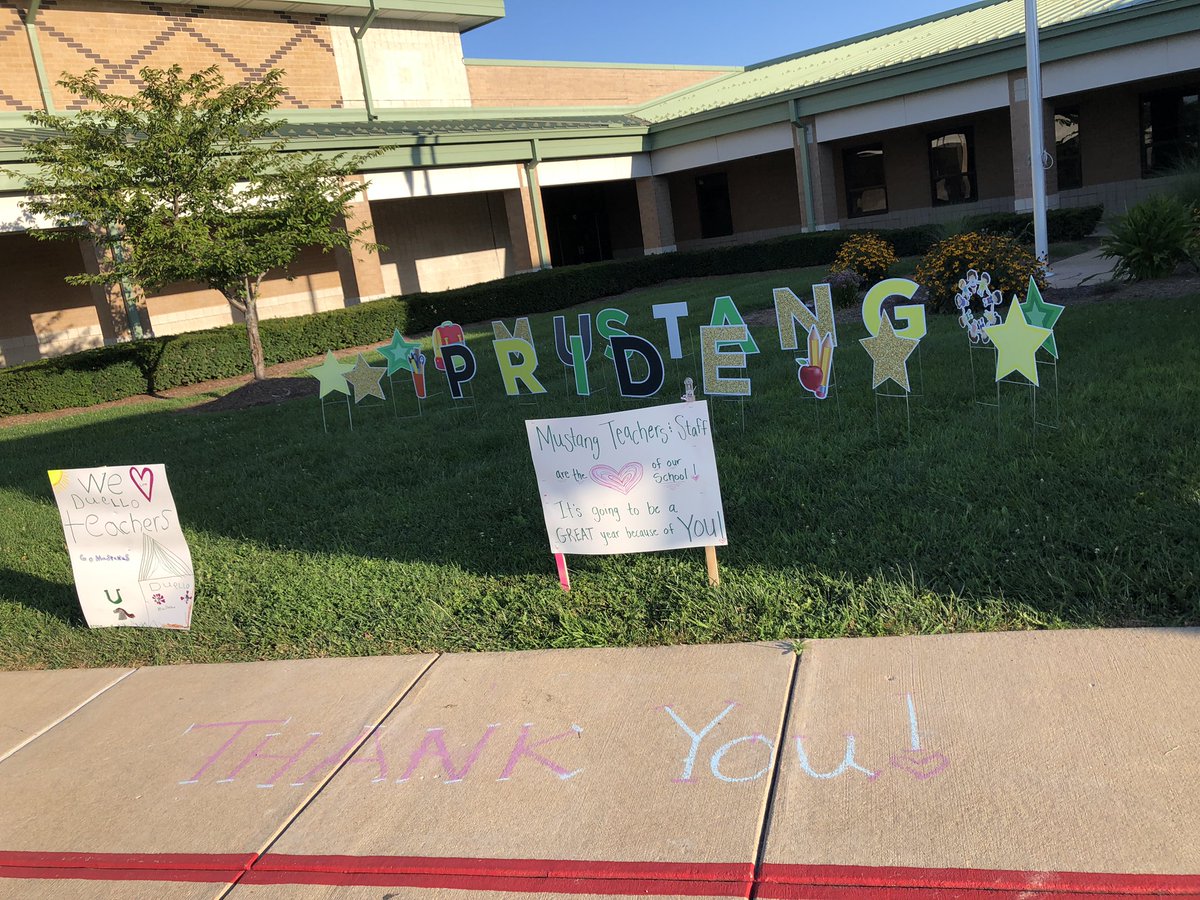 MrsBarnes5thGr's tweet photo. What a great way to start the day @duello_elem! Thanks Duello Family! #DuelloStrong #WhateverItTakes https://t.co/qeo4pYJmbA