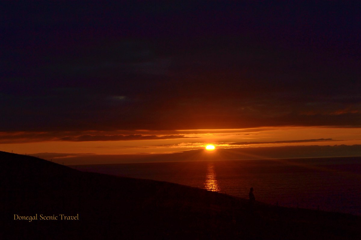 ScenicDonegal's tweet photo. Glorious evening in Glencolmcille #Donegal #Ireland 
#WildAtlanticWay @govisitdonegal @DiscoverDonegal #Staycation2020 #MakeABreakForIt @Failte_Ireland https://t.co/aSYirQtu4X