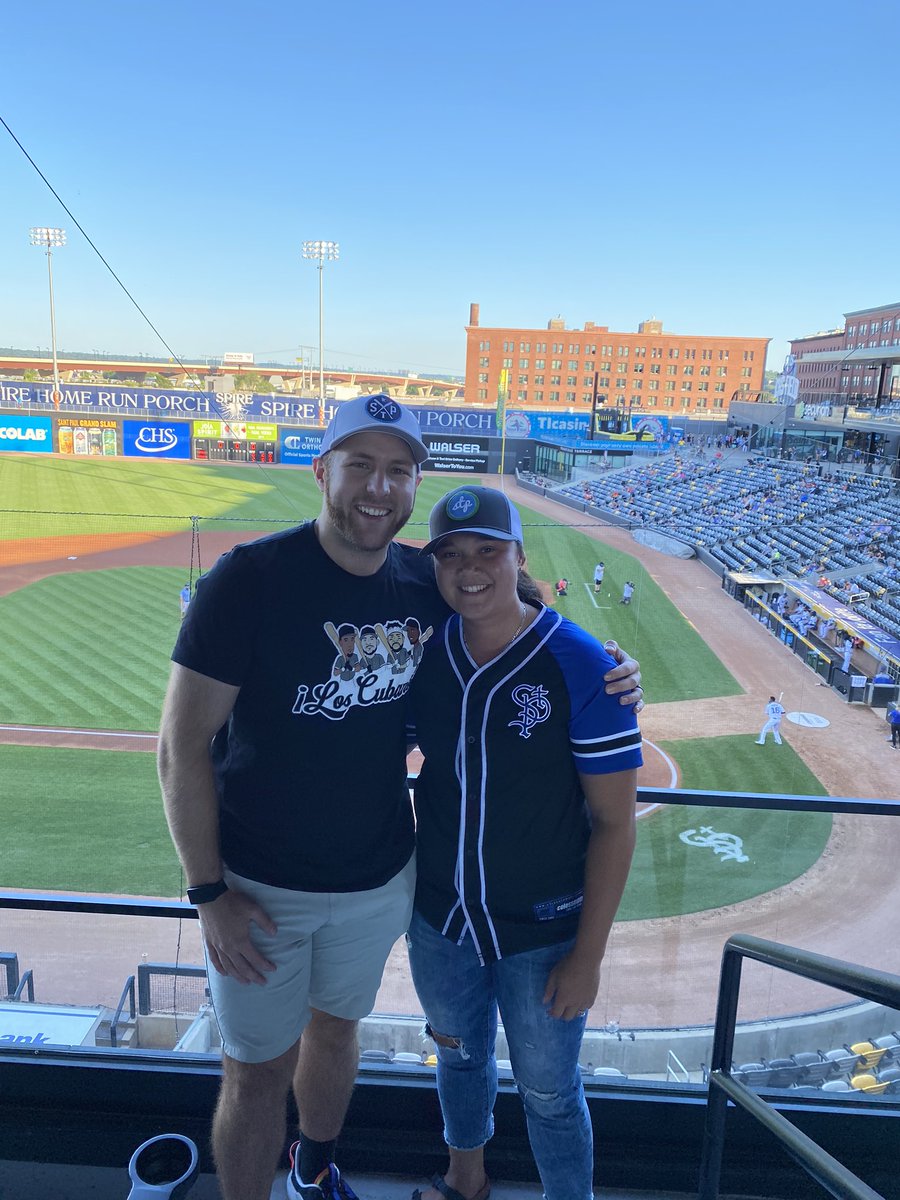 ciconte_'s tweet image. So good to be at a ballgame again! ⚾️@StPaulSaints @TheChicagoDogs @barstoolWSD