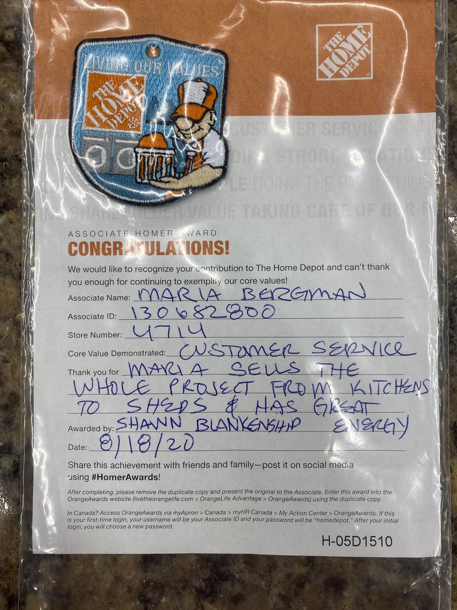 Maria_4714HD's tweet photo. Today was a great day I had the pleasure of meeting our Regional Manager.I was so excited and nervous at the same time. I was awarded a Homer Award and to me this means a lot specially coming from @BlankenshipSB Thank You.@ChrisB_d198 @JasonBallDM198 @NatalieSorger https://t.co/J3n3bfmA2Z