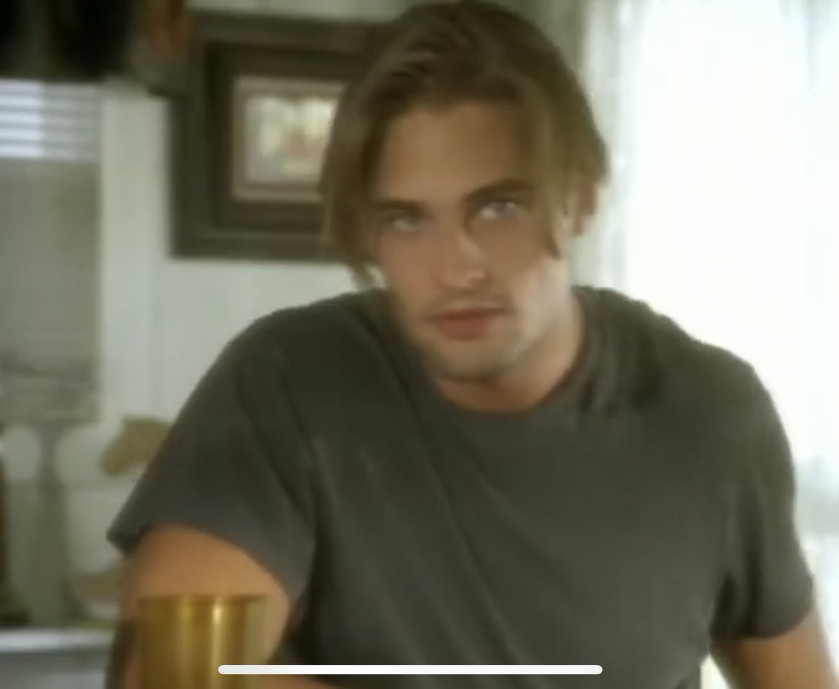 Friendly reminder that Sawyer stole Alicia Silverstone’s backpack in the Aerosmith Cryin video. And no it wasn’t the same actor playing a different part, it was young Sawyer who 1000% would’ve stolen backpacks from teens in diners in the 90s.