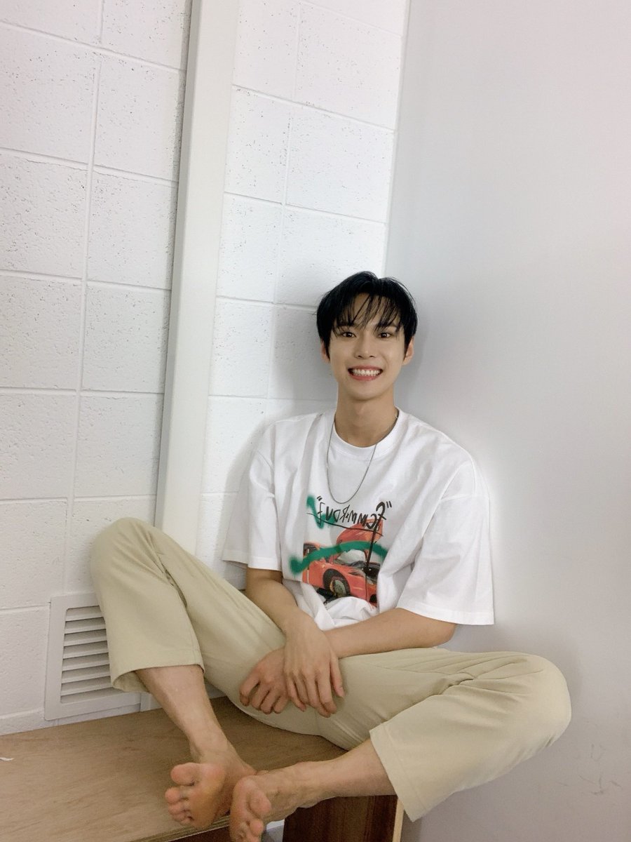 moved ! 📌 (@renhyungg) / Posts / X