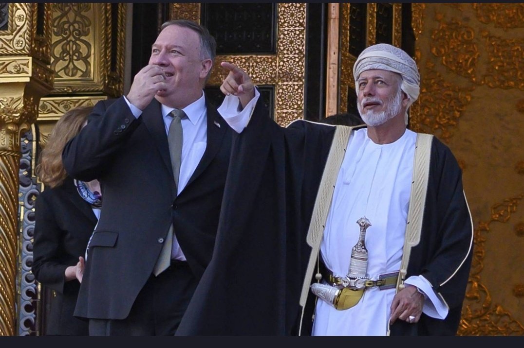 مهندس الدبلوماسية و عميد الدبلوماسيين.. شكراً بحجم السماء
#شكرآ_يوسف_بن_علوي
#مراسيم_سلطانية #يوسف_بن_علوي_مهندس_السياسه_العمانيه