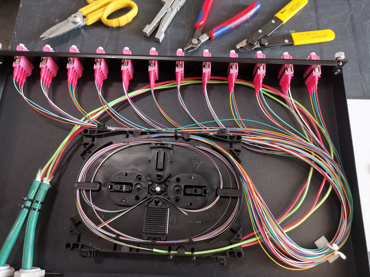 #BlijfEenPro #IkRekenHetGoed #StaySafeStayHealthy #fiberoptics