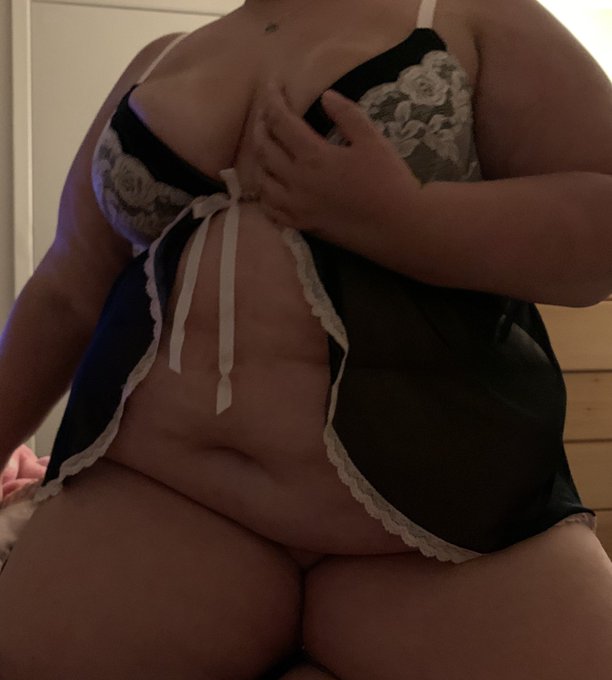 @promos_OF @queengabsx BBW Ready to play, link in bio https://t.co/0zNL3BXv5v