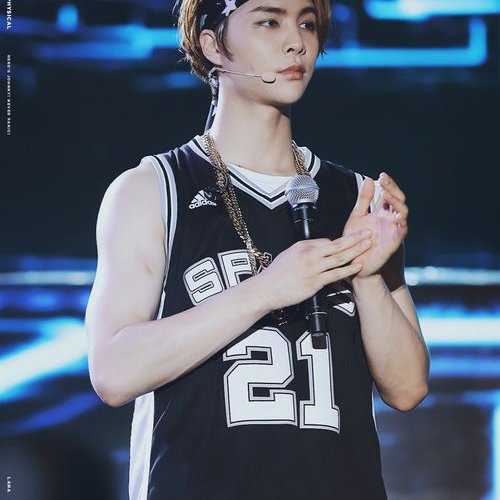 Johnny's arms, fuck it, lets go!(A thread)