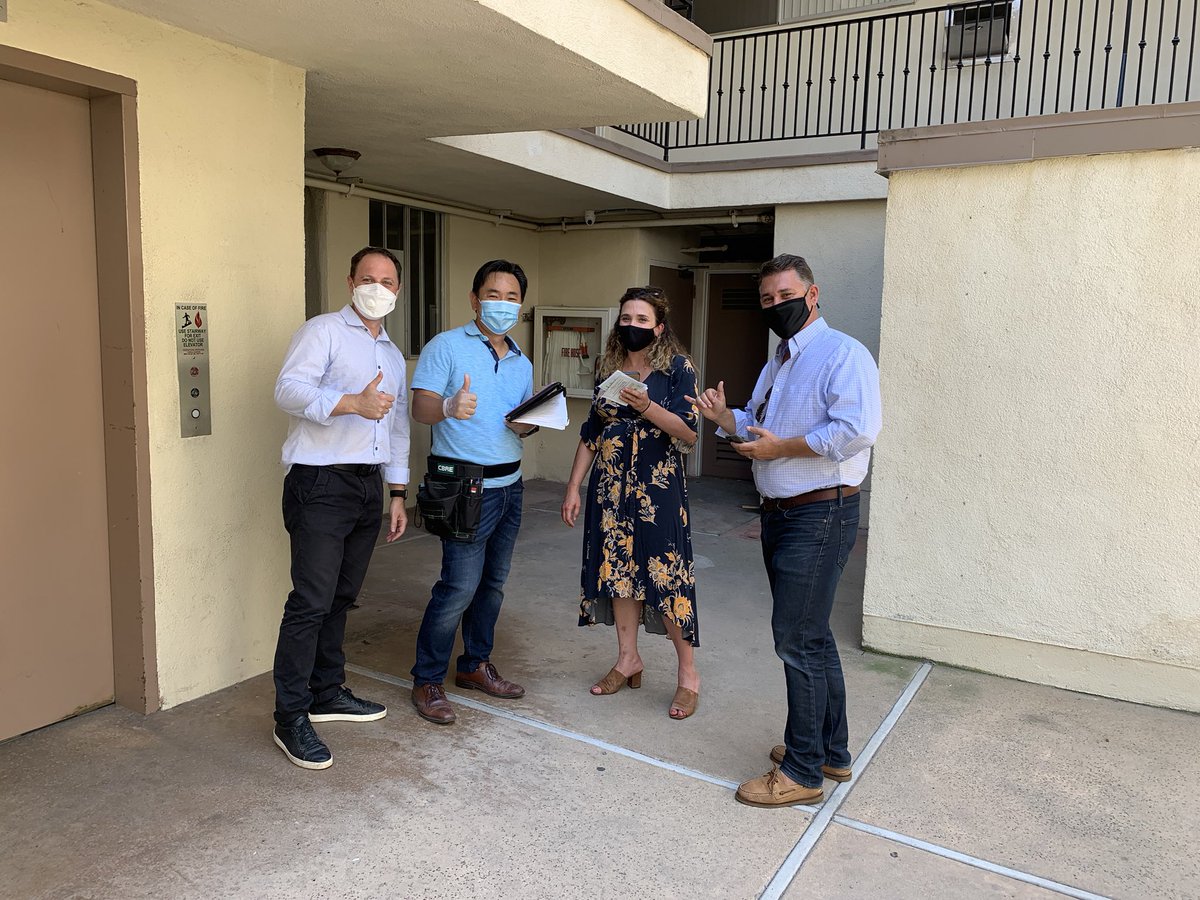 ZackDStreit's tweet photo. My day to today. Lender site visit on a multifamily bridge loan we’re arranging starring @Keith_Wasserman’s better half. #GoGeltGo https://t.co/6DE8rDtZEV