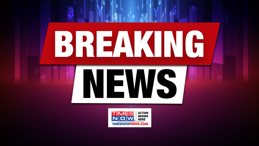 TimesNow's tweet photo. #Breaking | Sushant Singh Rajput death: Supreme Court pronounces verdict on Rhea Chakraborty's plea to transfer case to Mumbai.
CBI to probe the case. | #TimeNowForCBIForSSR https://t.co/pqoIINqJ1k