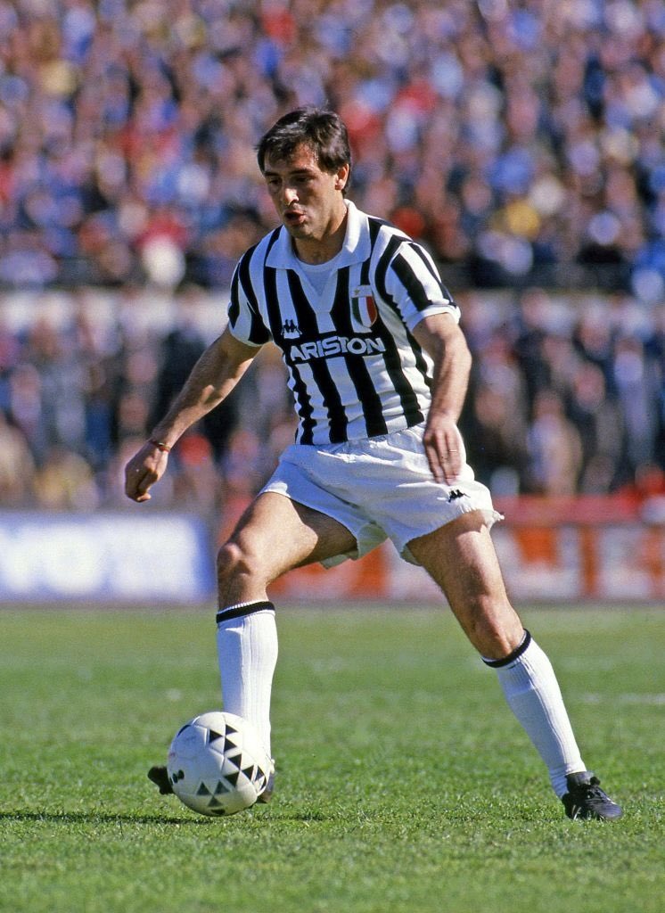 Happy birthday to former Juventus midfielder Cesare Prandelli, who turns 63 today.

Games: 139
Goals: 2 : 7 