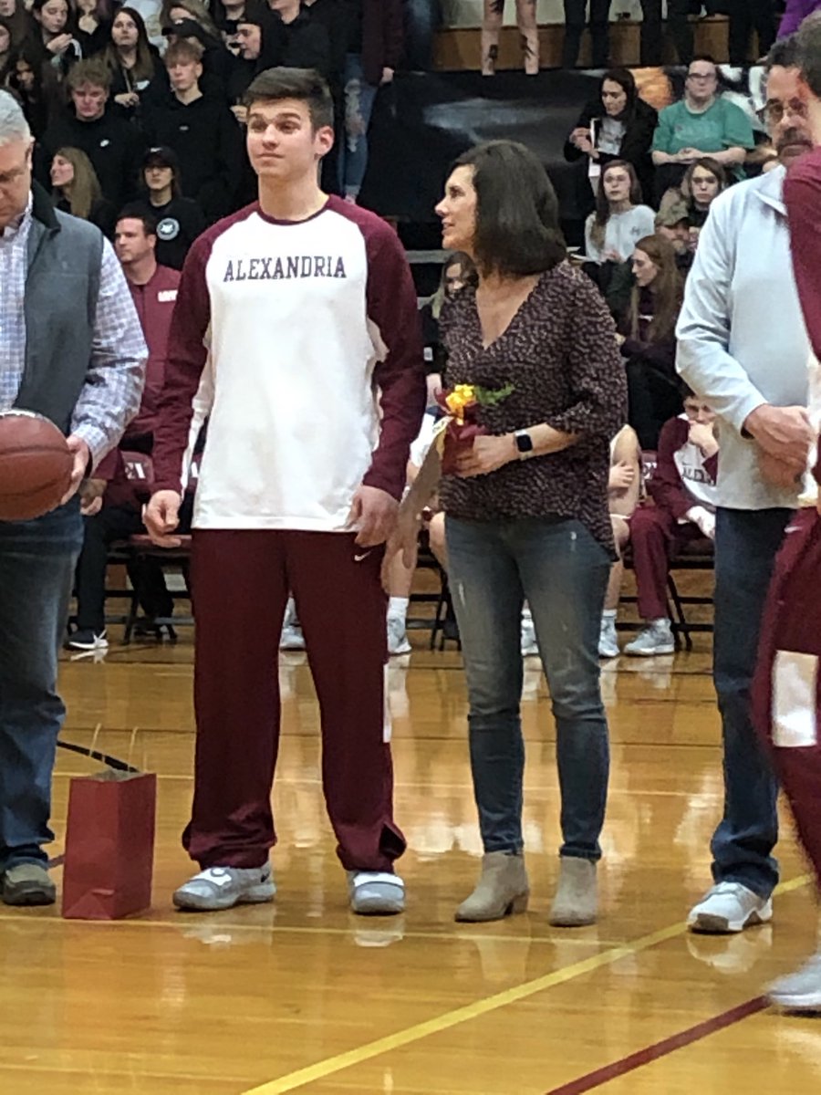 AlexTigersBBall's tweet photo. Senior night basketball! #ATbaseball https://t.co/jqZEqG7Zix