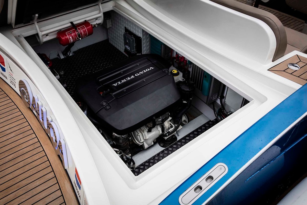 AluqaBoats's tweet photo. Basically we can fit most engine brands and types in the ALUQA exclusive boats. We currently have a demo with a @VPBenelux engine which is located under the sundeck.  #aluqa #exclusive #boats #aluminium #volvo #penta #marine #superyacht #tender https://t.co/7qammeYzKE