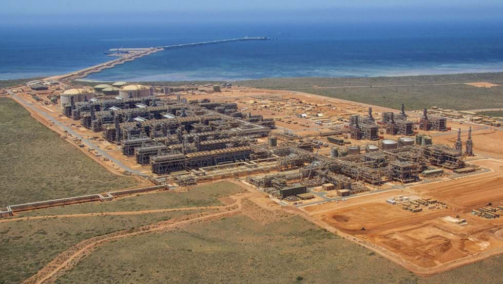 tcemagazine's tweet image. On 7 August, Chevron was ordered to inspect critical equipment at its Gorgon LNG project in Australia by 21 August, amid concerns about worker safety. This follows news of repairs to resolve welding issues discovered during routine maintenance.
thechemicalengineer.com/news/chevron-o…