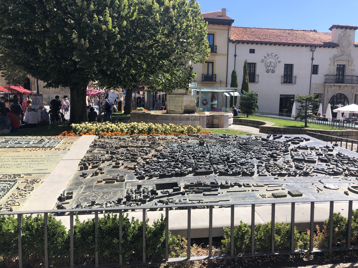 IDIOMASLEON's tweet photo. Sun is Shining! 😍 WE ARE BACK! Follow us on #twitter #instagram and #Facebook  to discover  everything about our courses! WELCOME TO LEÓN! #leonesp VISIT US! https://t.co/EuzR4zmNEi CambridgeExams 
#TrinityExams
#OxfordExams
#LanguageCertExams #OnlineClasses 
#Elearning #Turi https://t.co/1Fbq92FYc8
