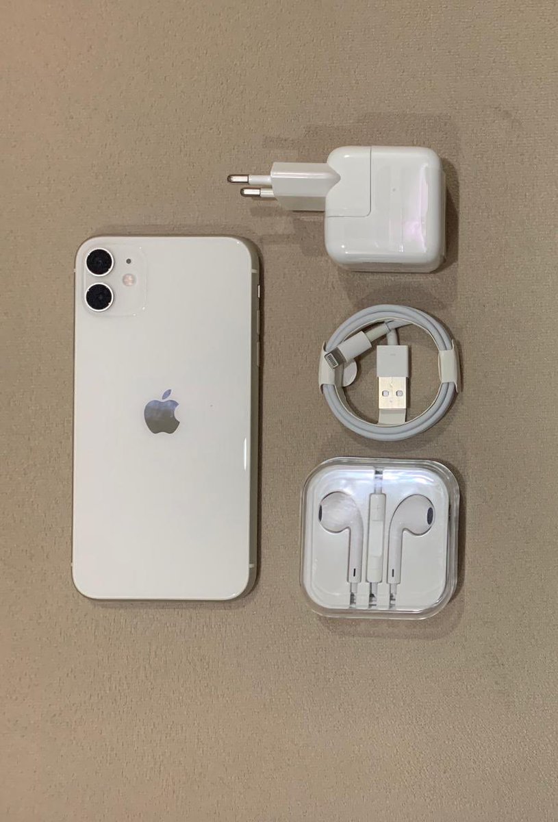 Parazinhodocort's tweet photo. IPhone 11 disponível nas cores, lilás,branco e Red 📱🍎🥵❤️ https://t.co/RUmDmNSrfP