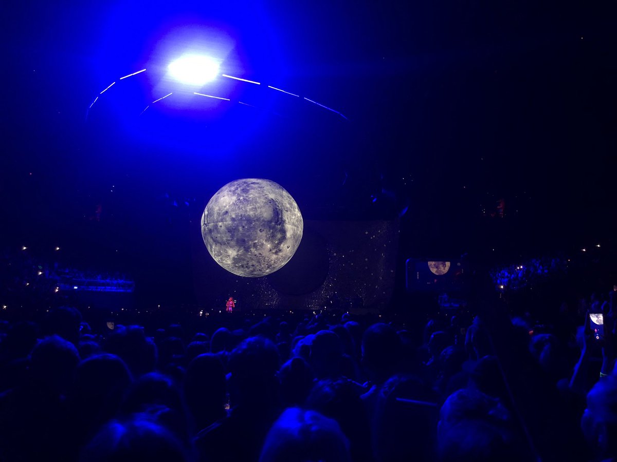 swtdeluxe's tweet photo. this time last year... #swtlondon https://t.co/UGgfxqWnFw