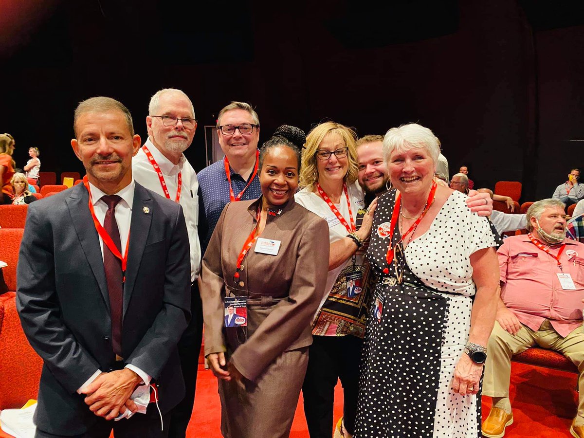 GlassDylanM's tweet image. My first #HCRP EC Meeting was interesting to say the least. #WinBackHarrisCounty #TakeBackHarrisCounty
Full album: bit.ly/2E6l6ed
youtu.be/OxKpqCsQsf4