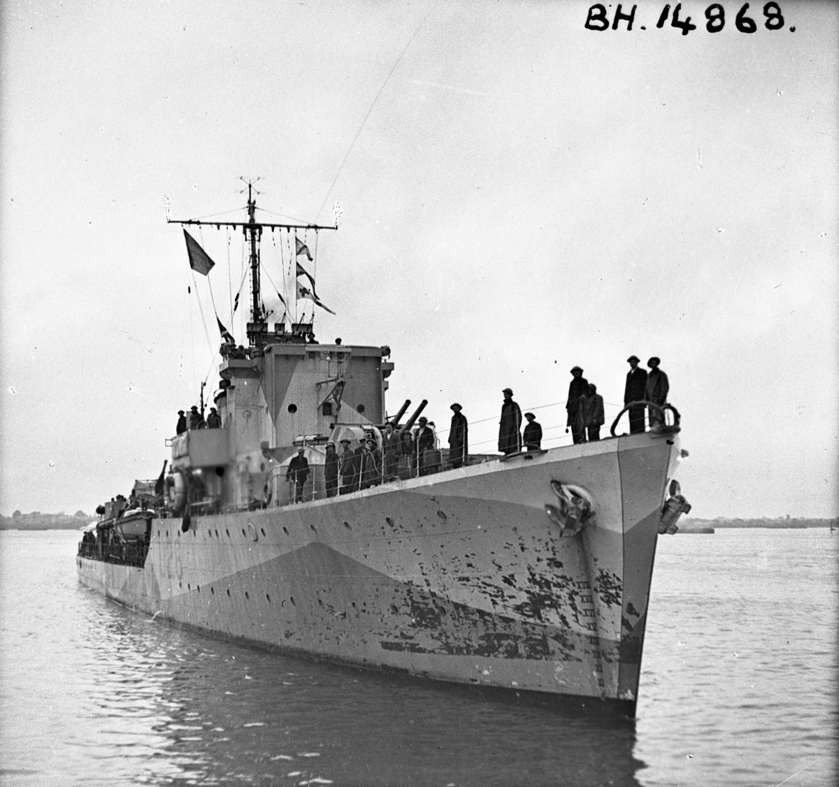 Polish manned destroyer HMS Slazak, which took part in Operation JUBILEE, 19 August 1942. LAC MIKAN: 3378725.