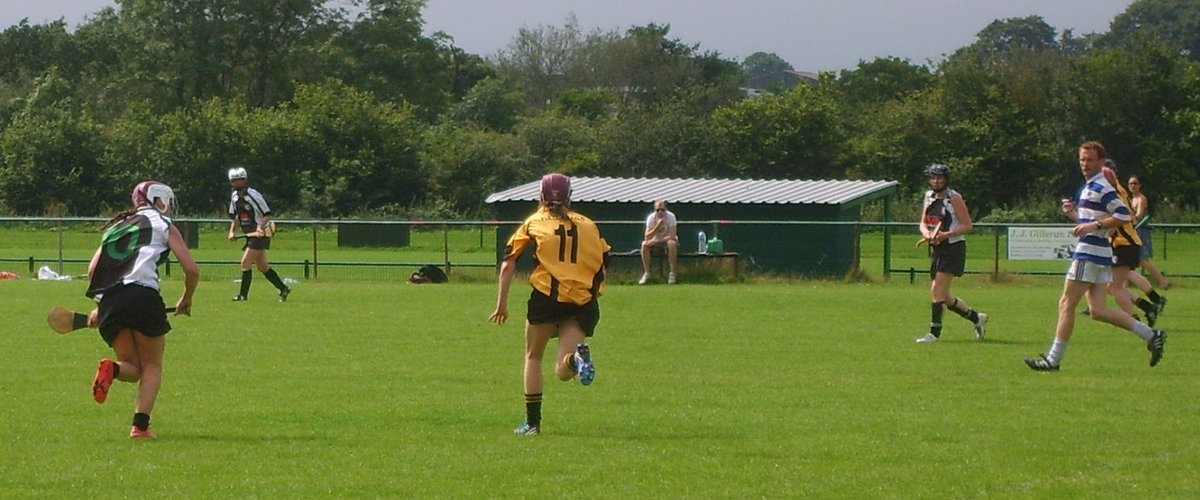 Ant_McLaughlin's tweet photo. From the archive, today in 2012:
Croydon defeated Fullen Gaels in their Camogie Championship encounter in Birmingham.
@croydoncamogie @FullenGaelsGAA 
@LondainGAA @lancsGAAofficia 
@theirishpost @IrishPostSport https://t.co/NGemXrTLR9