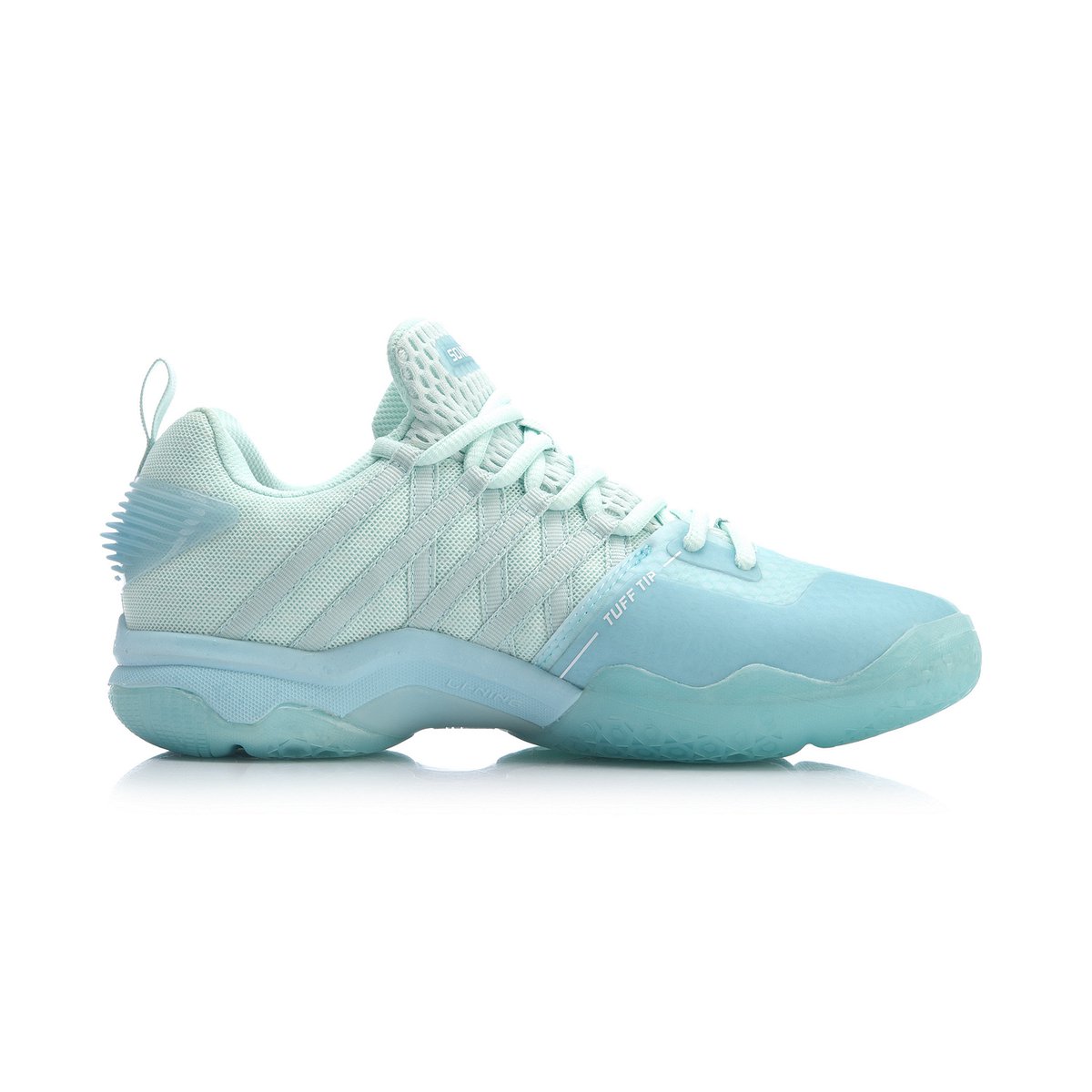 lining_funport's tweet photo. LI-NING
レディースバドミントンシューズ
AYZP006-1
3E
ローカット

本体定価:￥15,000+税
#リーニン https://t.co/caaYfDjo5n