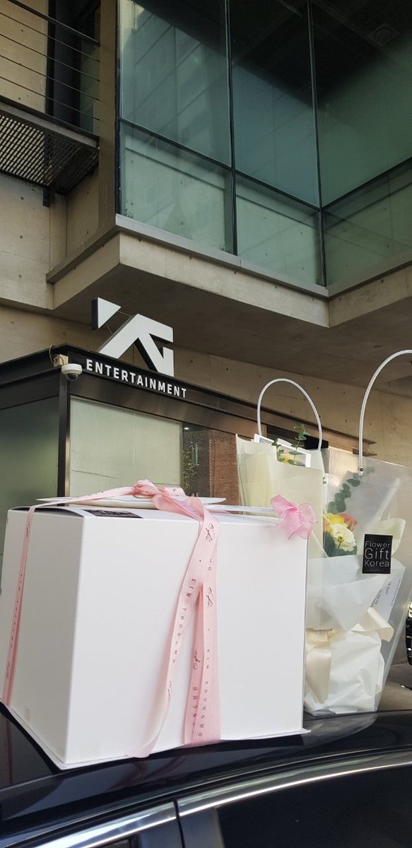 gdbabe28 tweet media