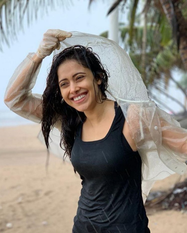 EfxG-GvUMAIEK-J?format=jpg&name=medium