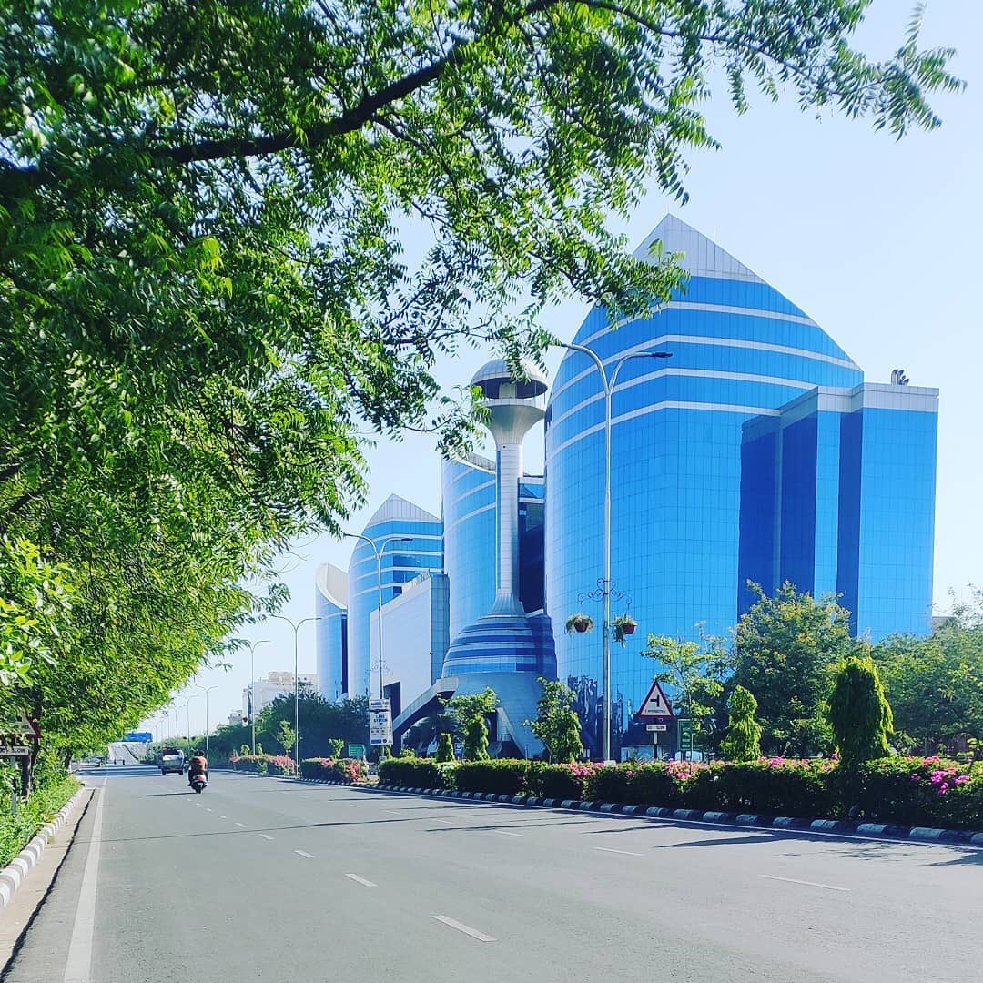 A blessing for the eyes to be treated by majestic architectural grandeur every day.!
.
.
.
Mission Covid Safe WTP
#wtp #jaipur #worldtradepark #worldtradeparkjaipur #worldtradeparkofficial #wecareforyou #assafeasyourhome #customersafety #covidsafety #shopping #food #offers