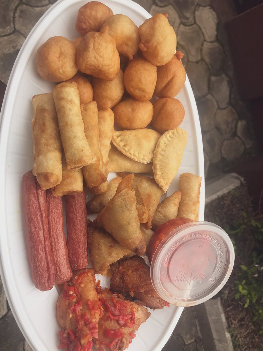 immschops's tweet image. Good morning beautiful people of portharcourt, I am still your plug for tasty and affordable small chops in portharcourt 🥰
Frame 1:N1,000
Frame 2:N2,000
Frame 3:N3,500
Frame 4:N7,000
