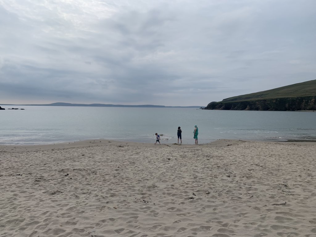 mayotourism's tweet photo. Make sure you bring your #swimming costumes when you try one of the #CeathrúThaidhg / #Carrowteige #Loopedwalks for a swim in the sheltered sandy cove at the start of the walk, great beach with toilets on site for changing in or what about this #infinitypool near #kidisland https://t.co/0OsJHmGFDl
