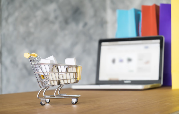 Whether you have a brick and mortar business and want to expand online or you’re interested in starting a new business from scratch, eCommerce can be a highly profitable venture.
.
Find More: readr.me/h4knz