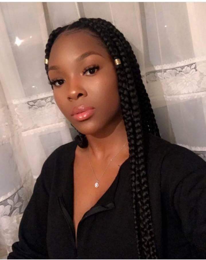 0fficialCelina's tweet photo. I'm gonna try to keep it short but from the first day I laid my eyes on u I knew there was just something special about u! &amp; everyday since then u've been making me fall in love with u more and more. Happy birthday Vee! You have a die hard fan in me!

#VeeDay 
#VeeHive 
#bbnaija https://t.co/lyKiL1nRzi