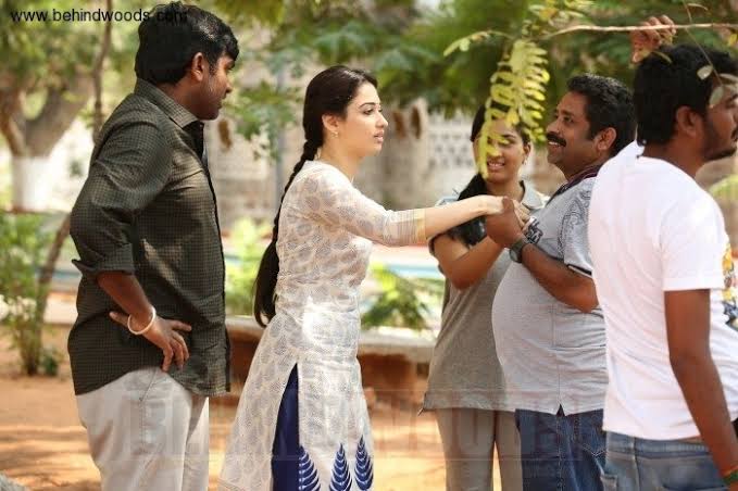 vjsfa's tweet photo. #4YearsOfDharmadurai ❤️
#Dharmadurai
#4YrsOfBBDharmadurai 🔥
#MakkalSelvan #VijaySethupathi @VijaySethuOffl @seenuramasamy @tamannaahspeaks @aishu_dil @thisisysr @Vairamuthu
@studio9_suresh @kumaran_VSP
@Ajju88970348 @MsvsUpdate
@Deva_VSP @Bulletvikki https://t.co/bjUMTIQ88P