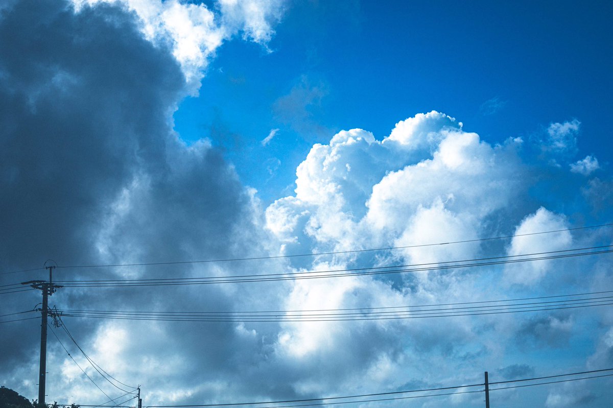 ざきphoto 入道雲って夏の怪物だ ざきphoto 入道雲って夏の怪物だ