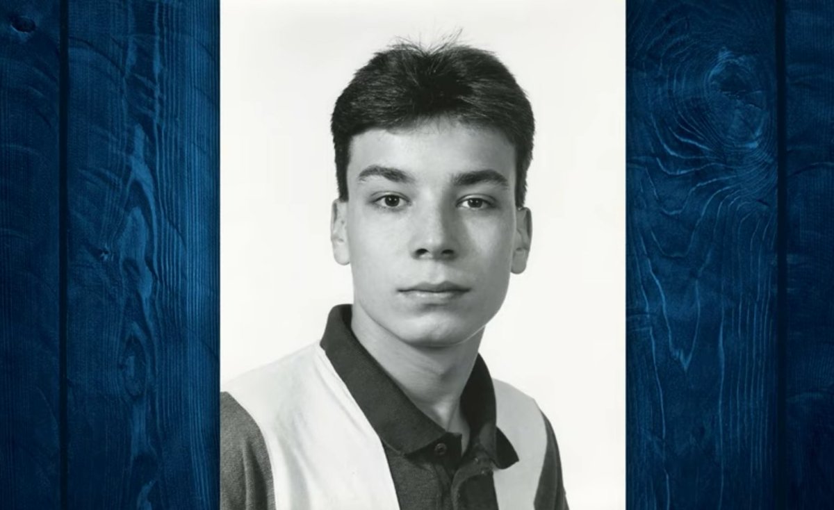 The_Cows_Milk's tweet photo. Jimmy Fallon's headshot for his audition in The French Stewart Story https://t.co/pXkN5M8pDX