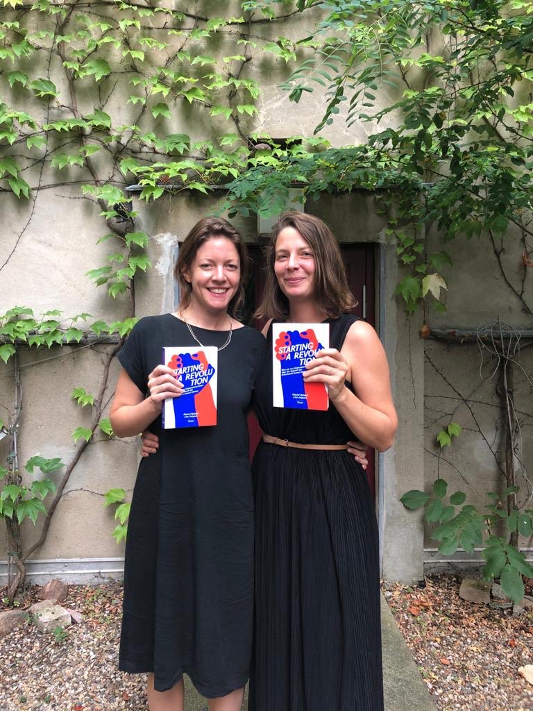 NaomiRyland's tweet photo. Hab ein Buch geschrieben. Erscheint am 31.8. bei @Ullstein und kann schon bei @genialokal vorbestellt werden. Geht darum, wie wir #fixthesystemnotthewomen. Für alle, die die #zukunftderarbeit mitgestalten wollen - #nachhaltig #menschenzentriert und ohne #Ego. #startingarevolution https://t.co/Ggy7QduTmF