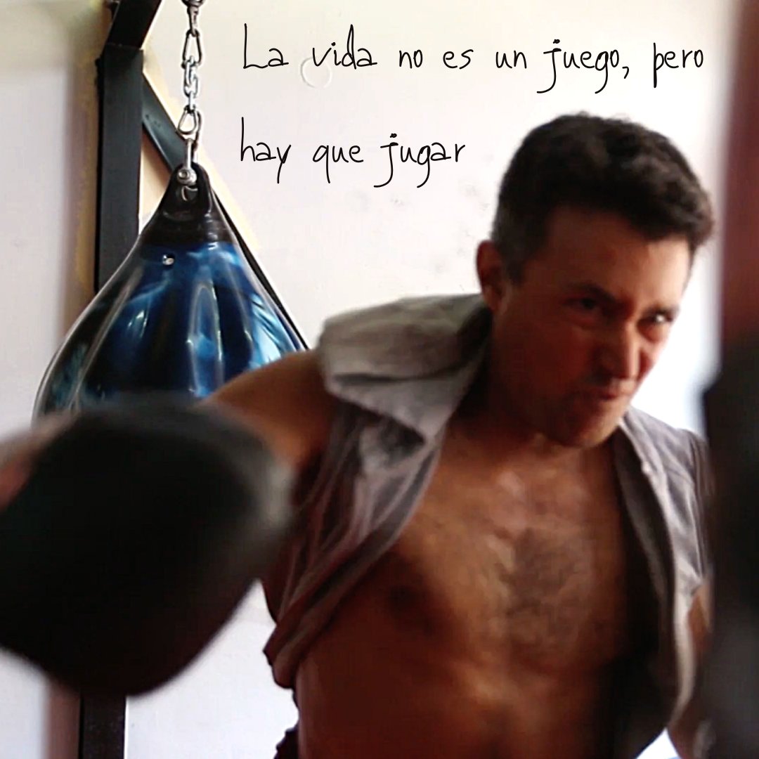 Incertidumbre, enfermedad, dolor, soledad... La vida está llena de eso, pero también de amor, esperanza, ilusión, entusiasmo... Lucha. "La vida no es un juego, pero hay que jugar".
#jugar #canciones #music #Proximamente