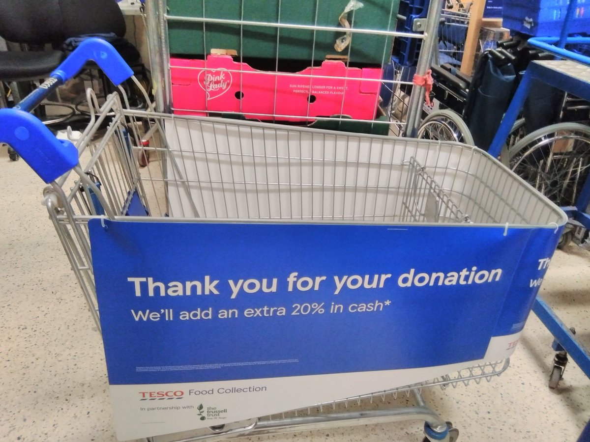 Do you want to help in this covid pandemic but don't know how well this might help Walkden Tesco have a food bank collection point in-store donations small or big will make a difference THANK YOU <a href="/GaryAshton68/">Gary Ashton</a>  <a href="/KeeleyMP/">Baroness Keeley of Worsley (also on BlueSky)</a>  <a href="/fkfoodbank/">Farnworth Foodbank</a>