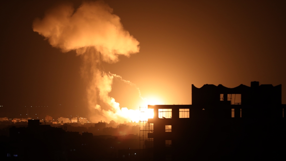 AJEnglish's tweet photo. Israel bombs Gaza for the eighth consecutive night after warning Hamas it was risking 'war' https://t.co/2BspVoEDkj https://t.co/nEy3ZeXHNM