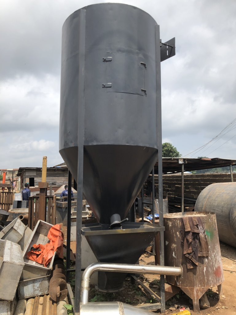 OlawaleJRFarms's tweet photo. Ongoing work at @JRFarmsAfrica livestock feed factory in Lusaka, Zambia. 

A 10t/hr feedmill bringing innovation to produce quality and affordable livestock feed to farmers in Zambia and DRC markets for a start.

All machines designed by @JRFarmsAfrica and made in Ibadan,Nigeria! https://t.co/E9helFqV0d