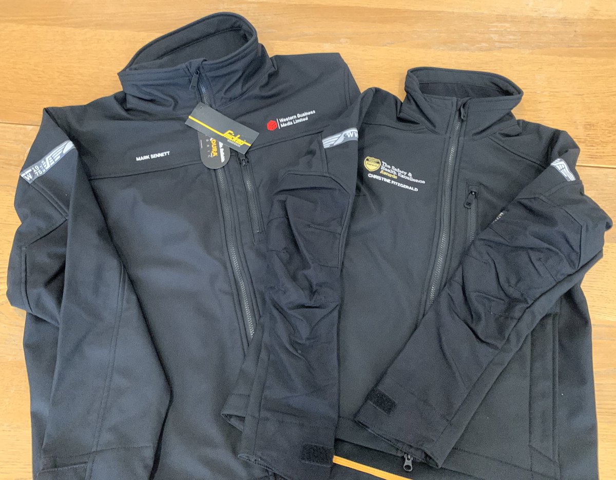 ChrissyHSM's tweet photo. A very exciting morning in the HSM offices... We have received our new team jackets courtesy of Snickers Workwear, everyone is really pleased with them. We can wait for show and exhibitions so that we can start to wear them @SnickersWw_UK @HSMmagazine @she_awards https://t.co/zoQ8PI0RvI