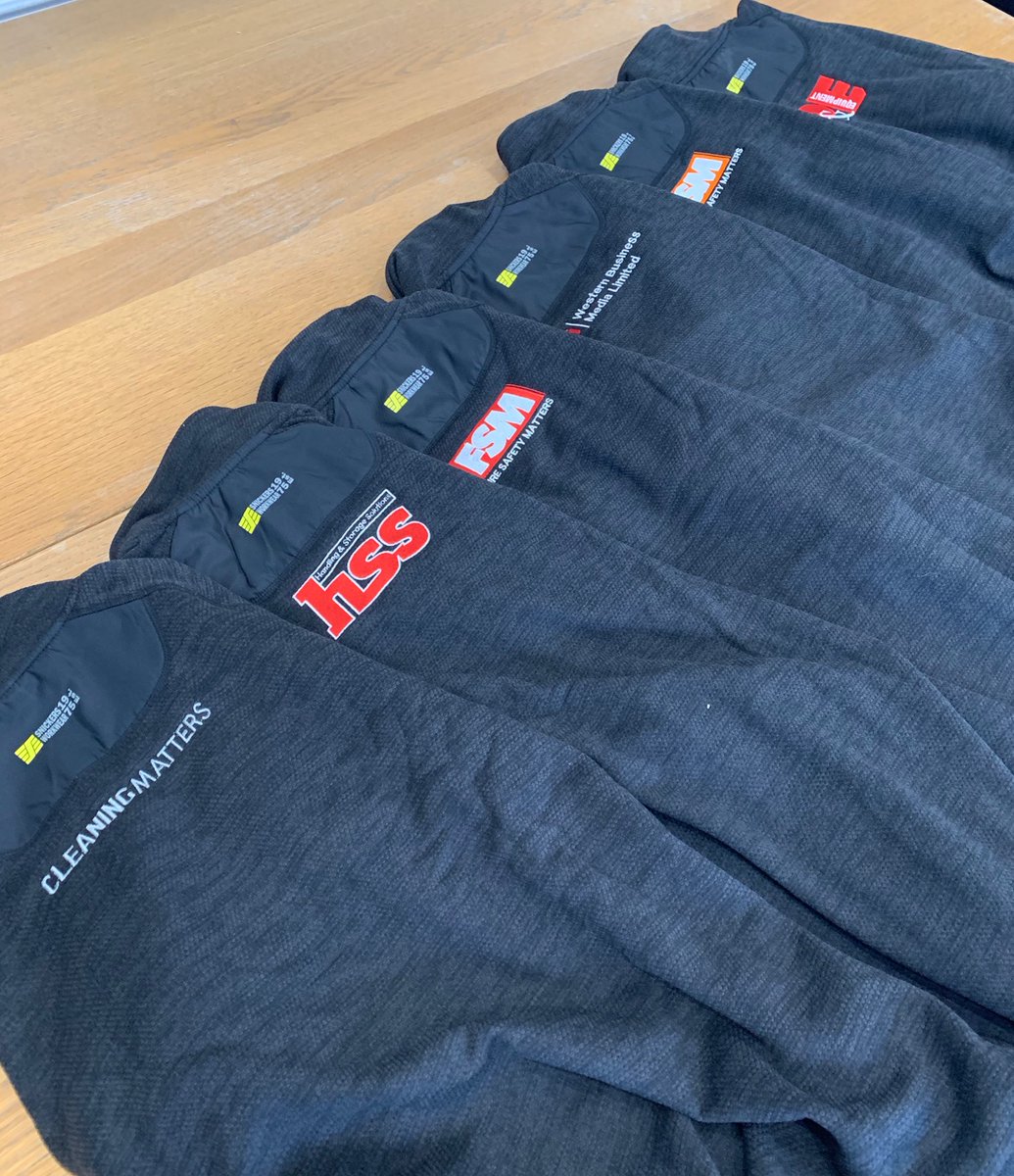 ChrissyHSM's tweet photo. A very exciting morning in the HSM offices... We have received our new team jackets courtesy of Snickers Workwear, everyone is really pleased with them. We can wait for show and exhibitions so that we can start to wear them @SnickersWw_UK @HSMmagazine @she_awards https://t.co/zoQ8PI0RvI