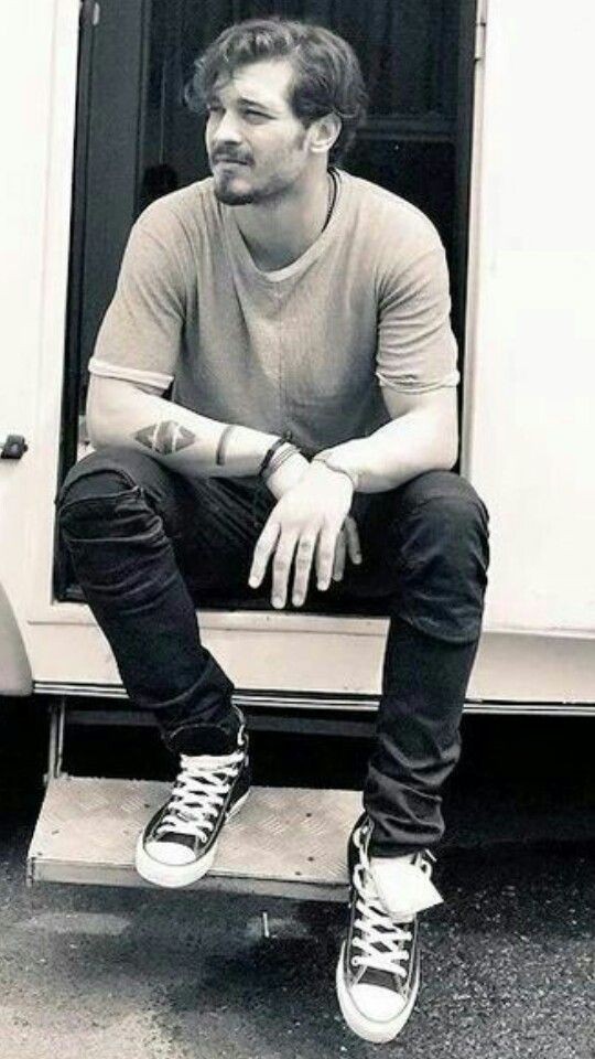 🇹🇷❤ Çağatay Ulusoy Uruguay ❤🇺🇾 tweet media