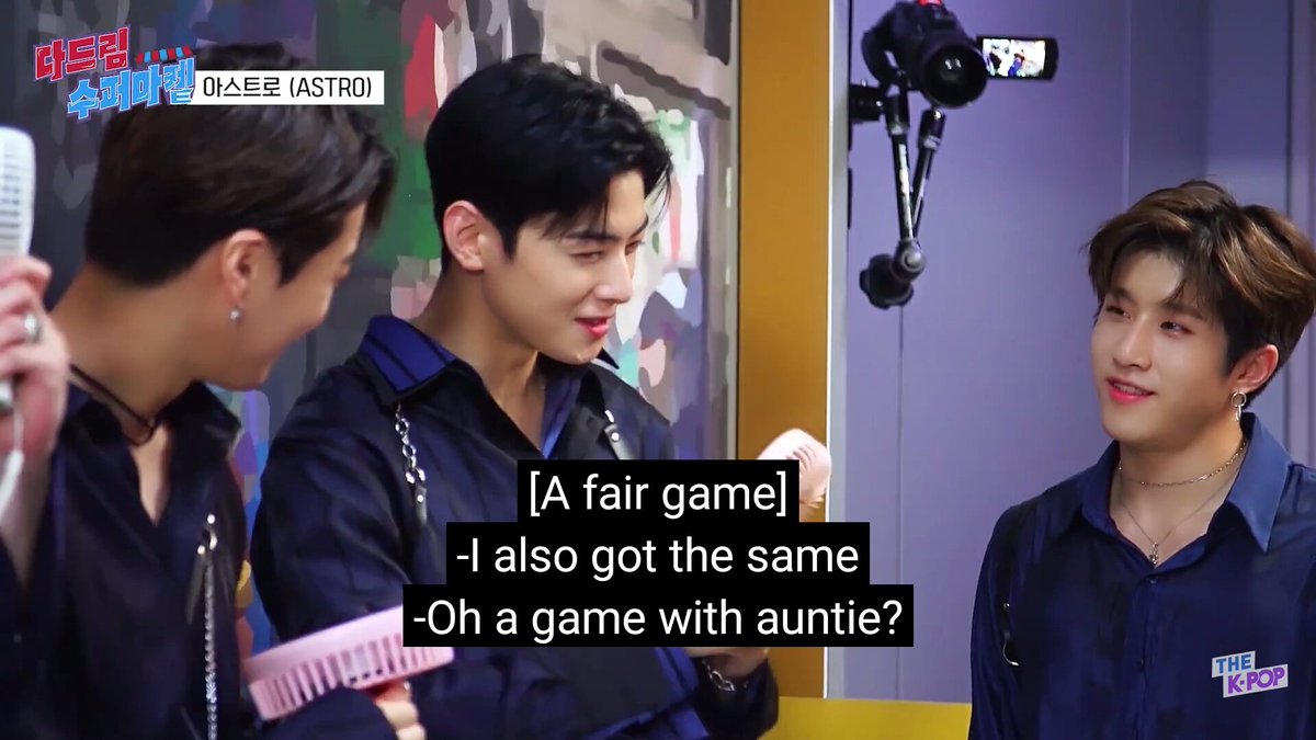 Dream Concert 2020Binwoo is super destiny for real. How likely it is to get the same from hundreds of random unknown choices? They both got to play with auntie! And both lost the game!  #ASTRO  #MOONBIN  #CHAEUNWOO  @offclASTRO  @ASTRO_Staff