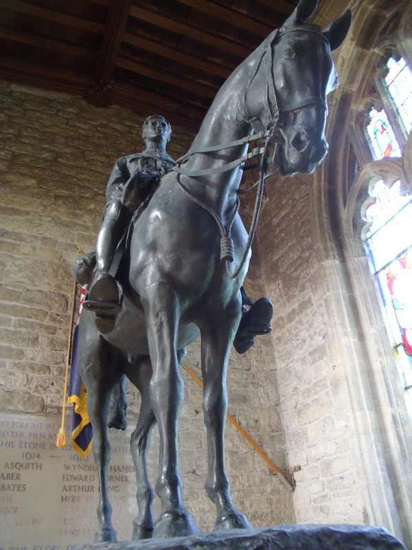 Like Raymond, his fellow Coterie member, Frances' eldest son Edward died in  #WWI. Again Lutyens was commissioned, this time producing, with Alfred Munnings, a large and impressive equestrian  #memorial, 1920 Images: Michael Day x 2, Gerry Morris and Hugh Llewellyn