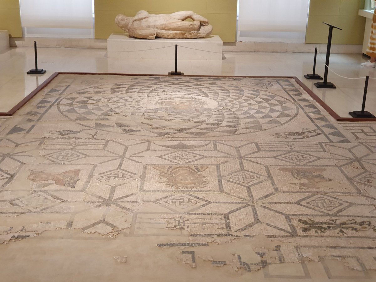 RamonLuque1's tweet photo. Mosaico de Baco de la Villa Romana de Puente Melchor ,Puerto Real .
S.II/III  d.C.
@museodecadiz
#museogramers
#igerscadiz https://t.co/OQM9jFYfKD
