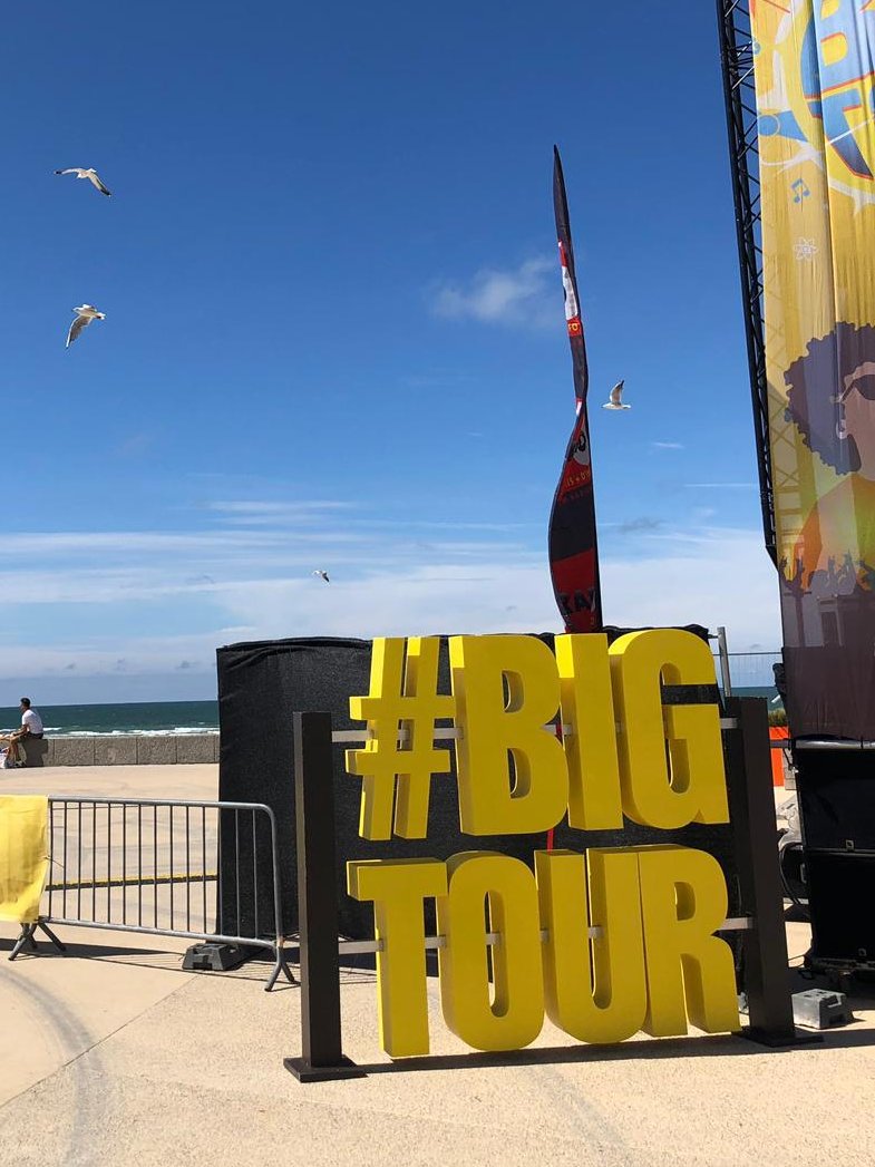 ManpowerFrance's tweet photo. #BigTour, l'expérience incontournable et résolument optimiste de cet été 2020 : après une nouvelle étape très suivie à @BercksurMer hier, RDV dès 17h à @villeetaples !

Fiers partenaires #emploi de @Bpifrance pour attirer et accompagner tous les talents 👉 https://t.co/gLFuEgFVll https://t.co/WeWFuKtNwV