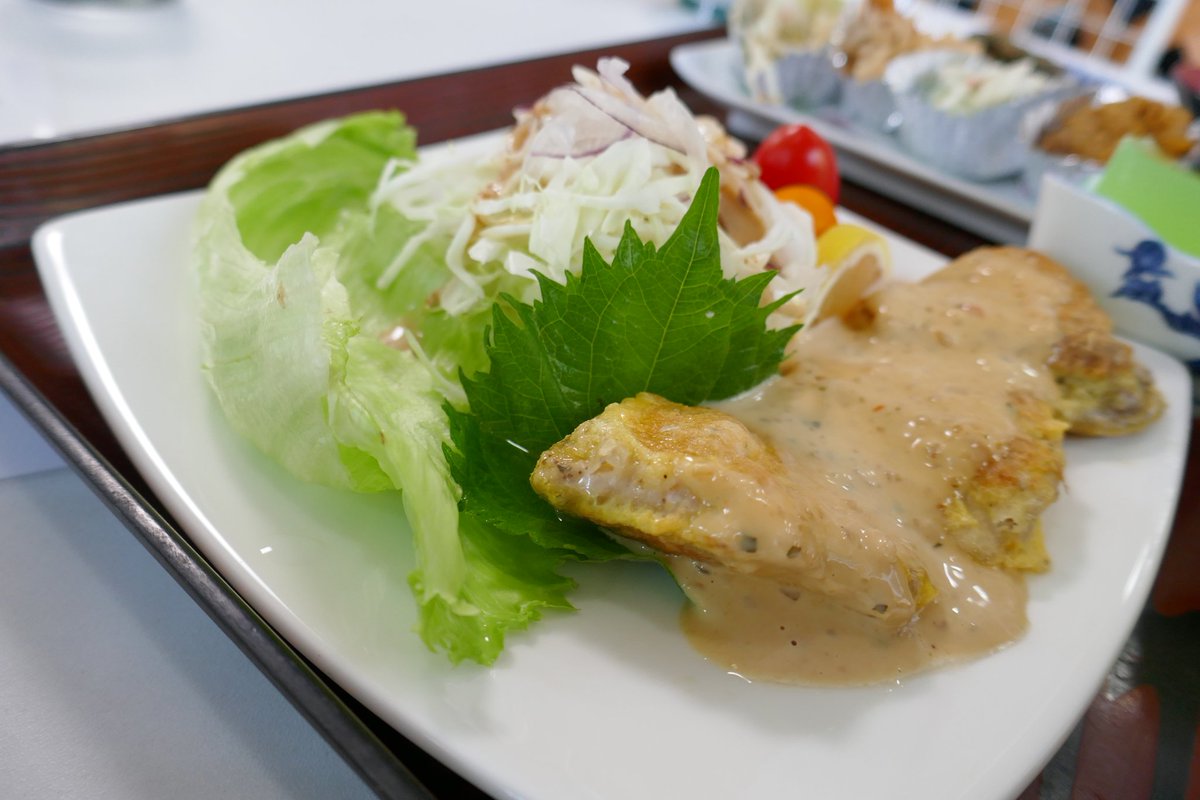 空守ホロン ドライブイン夫婦石のシイラ 料理やばいぞ おいしすぎて一気に食べました お刺身にかかってるのはヌタです ゴーヤの佃煮にシイラの卵もついてました