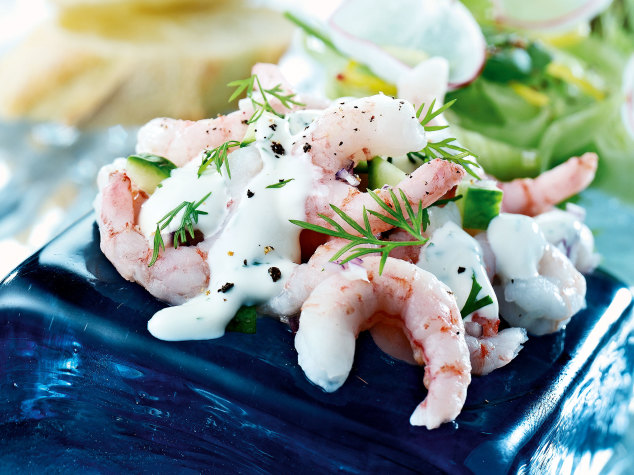 #LunchTime teaser! These sweet&juicy cooked and peeled cold water #prawns are just perfect as a snack, starter or guilty pleasure! Trust the Pink! 🦐
#seafood #seafoodrecipe #seafoodlovers