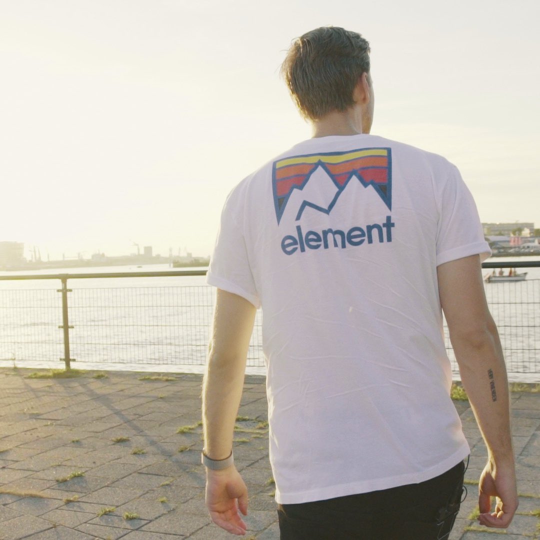 Vanavond in aflevering 3 van Verre Vrienden: een citytrip door Amsterdam, op visite bij de baas van Jasper én een interview met presentator van Hart van Nederland <a href="/wolterklok/">Wolter Klok</a>!

⏰ 17:13
📺 <a href="/RTVDrenthe/">RTV Drenthe</a> 
📲 rtvdrenthe.nl/tv/programma/1…